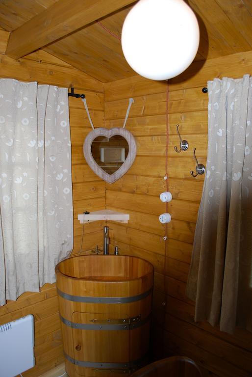 Ecolodge Langhe Cherasco Zimmer foto