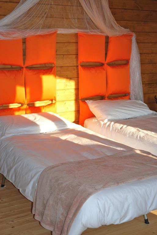 Ecolodge Langhe Cherasco Zimmer foto